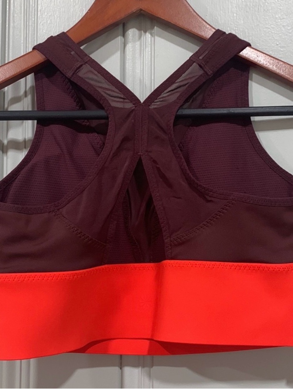 Athleta Tenacity Mesh Plunge Bra - Picture 5 of 6